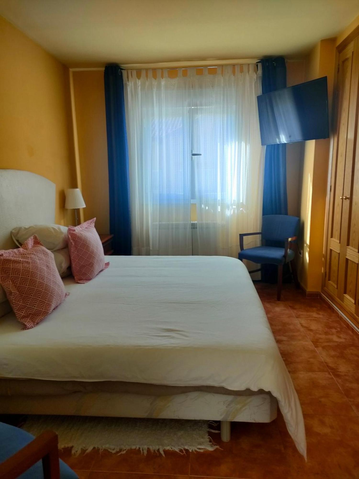 Homey Stays Anover de Tajo Экстерьер фото